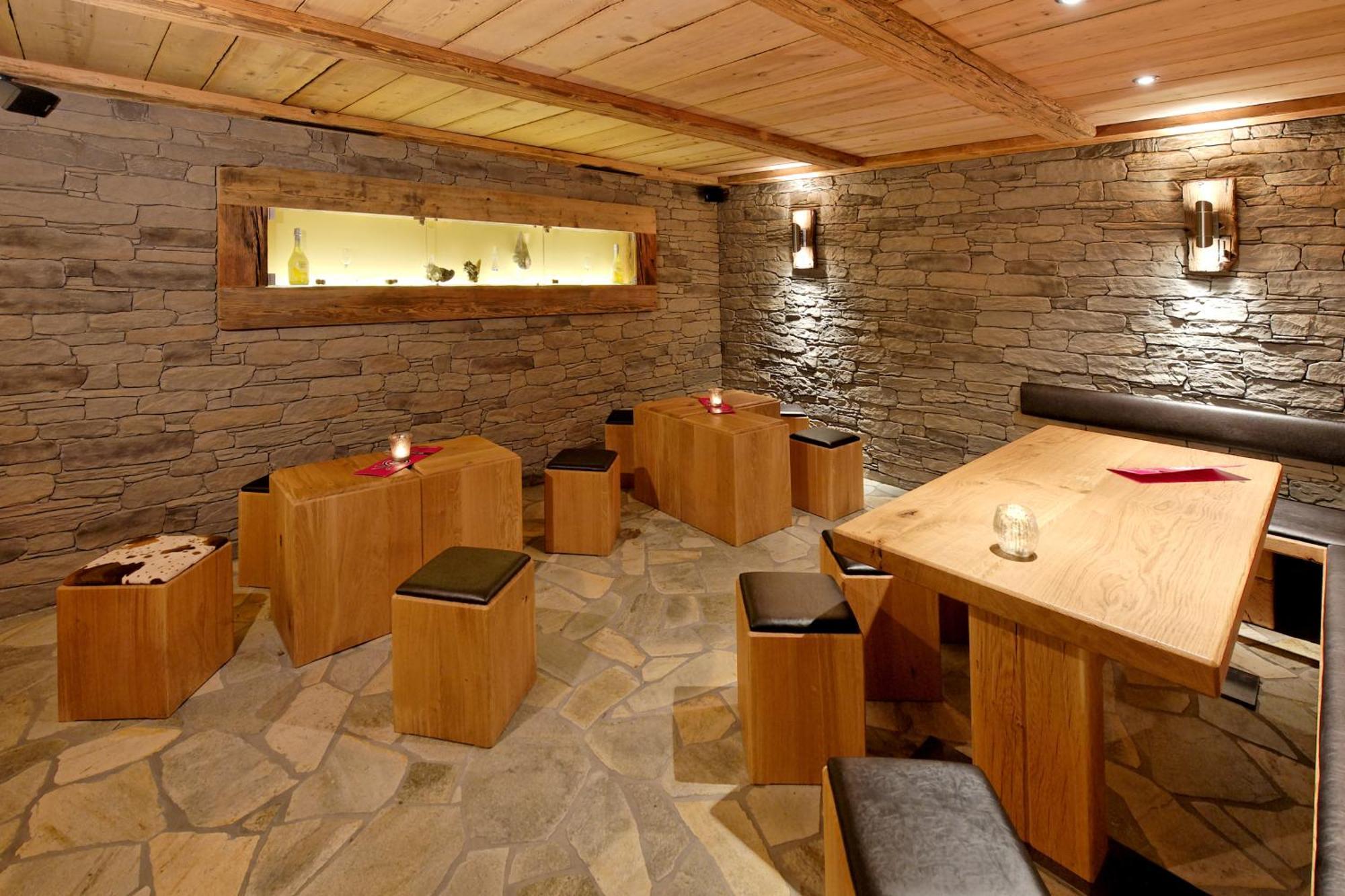 Hotel Walliserkanne Грахен Экстерьер фото