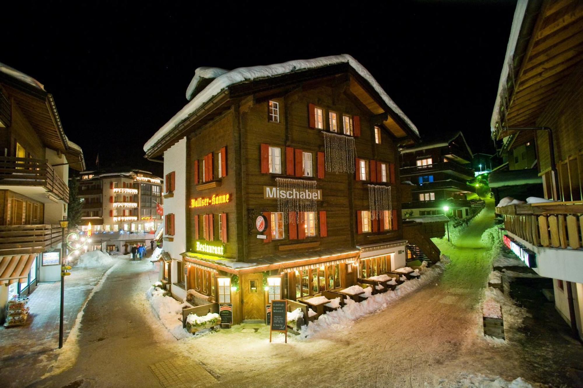 Hotel Walliserkanne Грахен Экстерьер фото